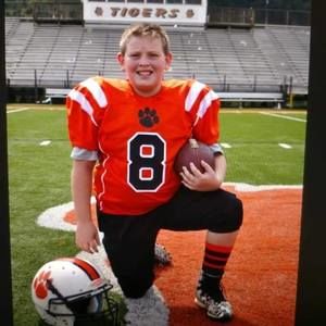 Meet your Posher, Logan